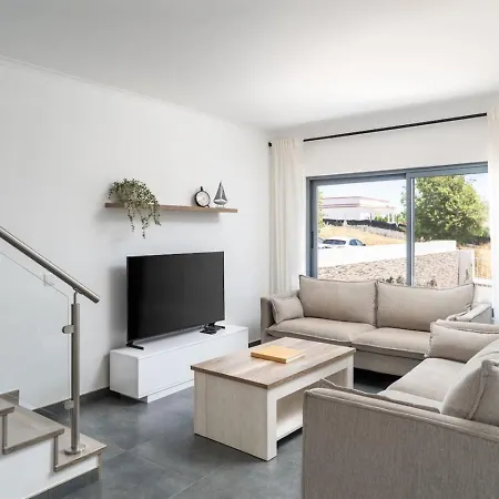 Spacious House In Olhao 度假居 *