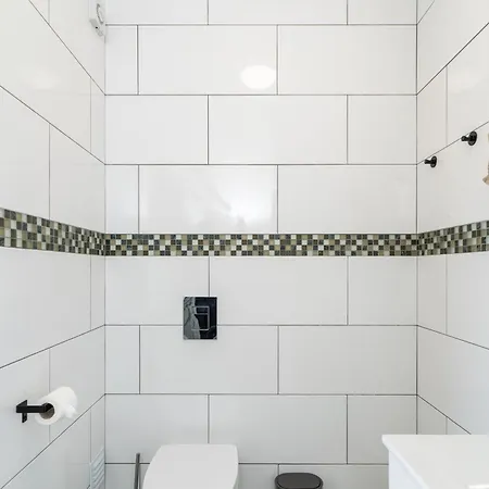 Spacious House In Olhao