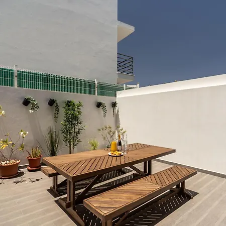 Spacious House In Olhao *