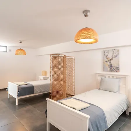 別荘 Spacious House In Olhao