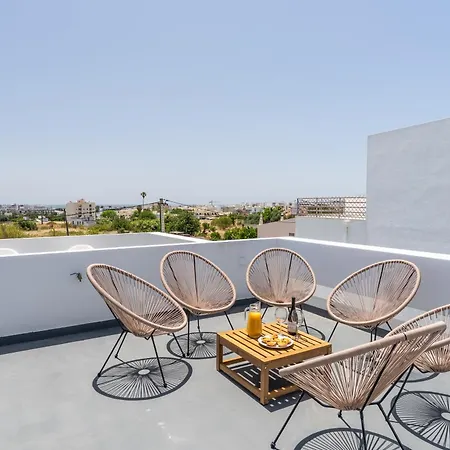Spacious House In Olhao 別荘 *